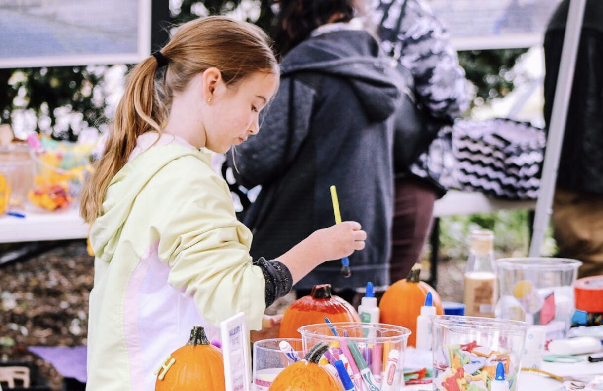 Simple Ways To Spark Creativity In Your Kids This Fall